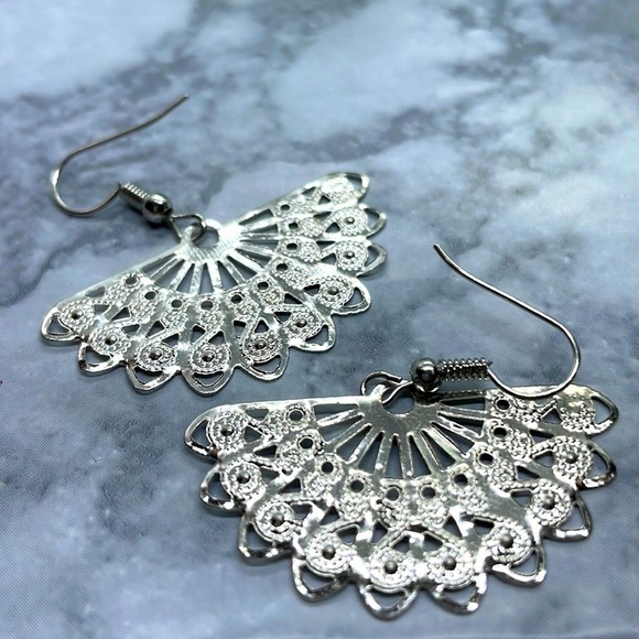 Victorian Drop Silver Earrings - Picture 7 of 8